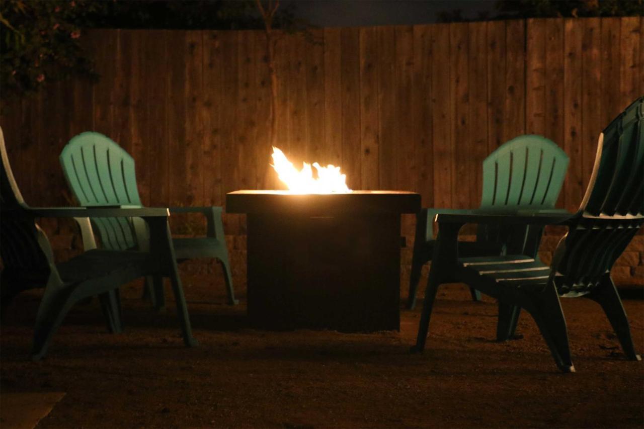 Remodeled Ventura Beach Home With Yard And Fire Pit! Ngoại thất bức ảnh
